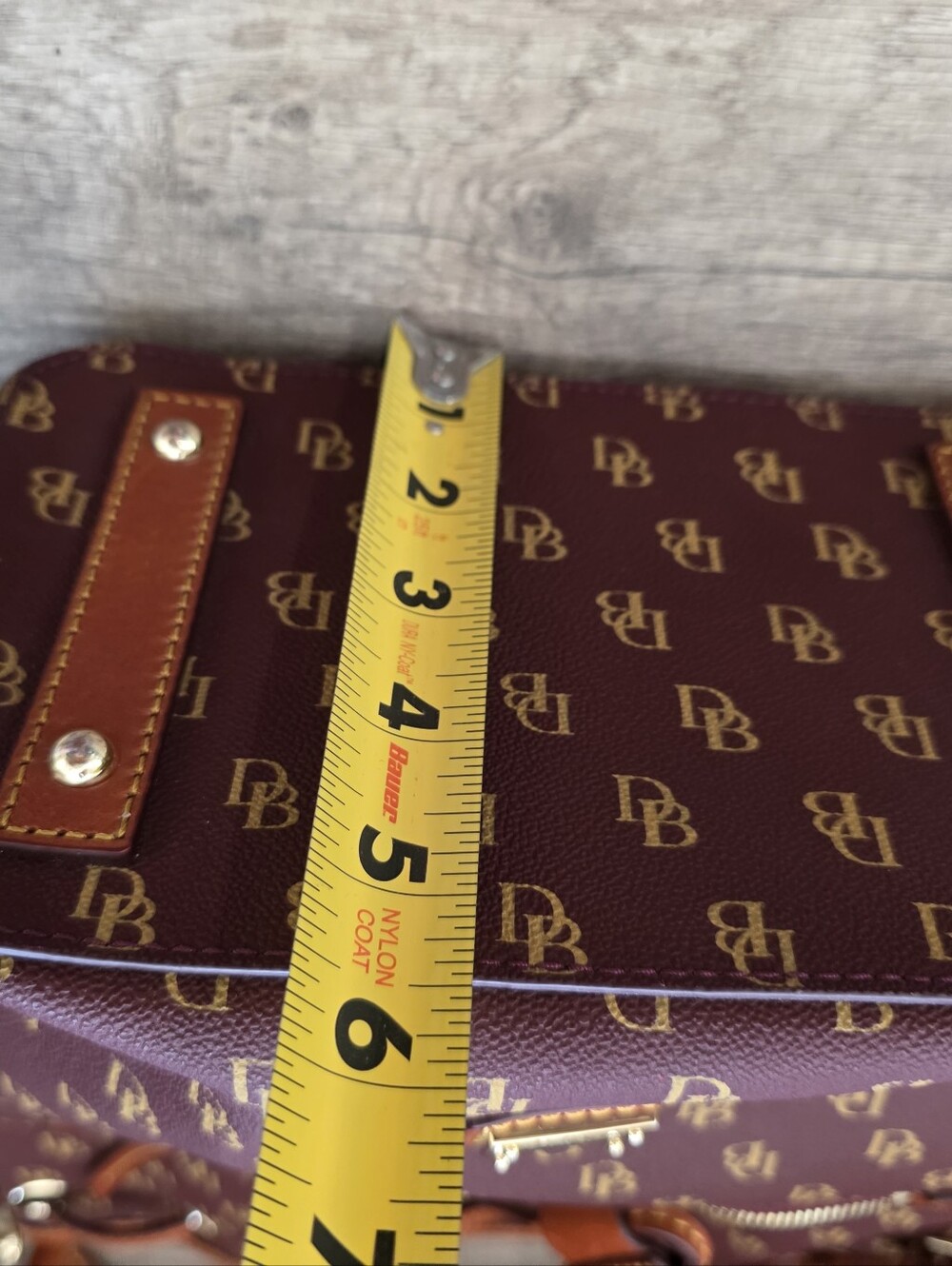 Dooney & Bourke Burgundy Monogram Y2K Logo Drawstring Shoulder Bucket Bag Luxury - Picture 6 of 16